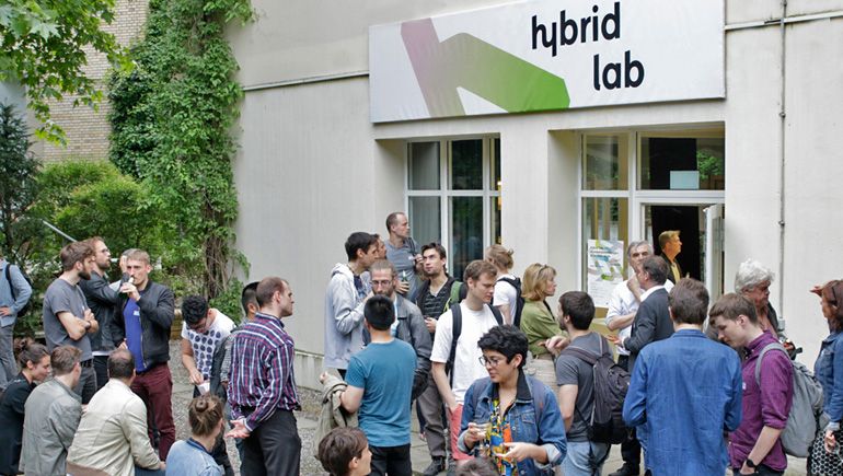 Meet and Greet in front of the new Hybrid Lab
