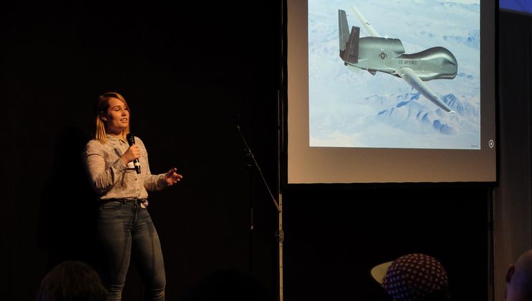 Vanessa Rosalie Kempen: Geschichte der UAVs – Studierendenprojekt IFSys